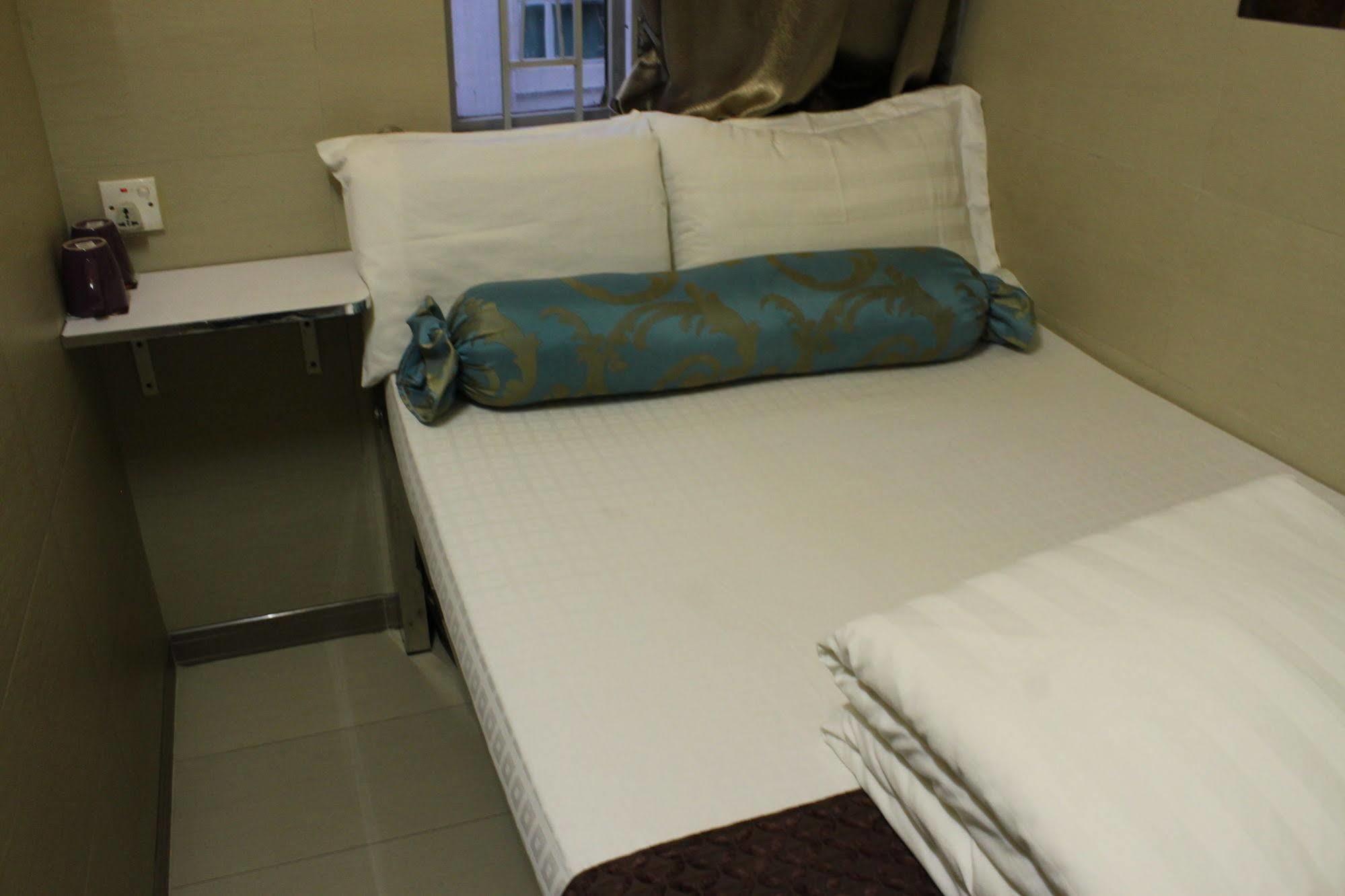 Osaka Hostel Hong Kong Bagian luar foto